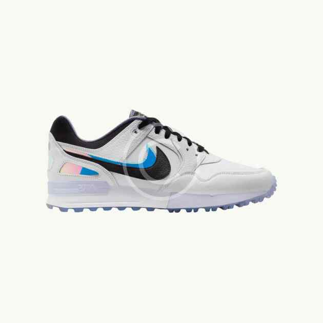 Men’s golf shoes